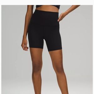 Lululemon Align super high rise 6inch short